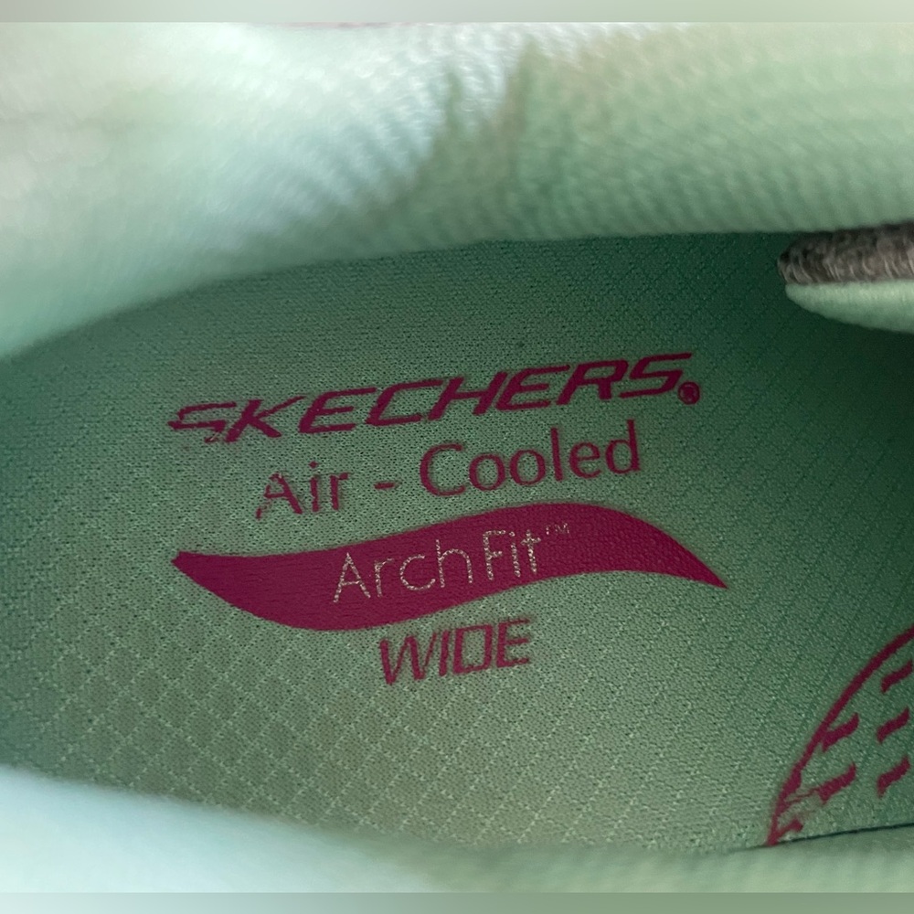 Skechers Arch Fit Air Cooled Size 9W Comfort Shoes Athletic Gray White Pink - Picture 8 of 15